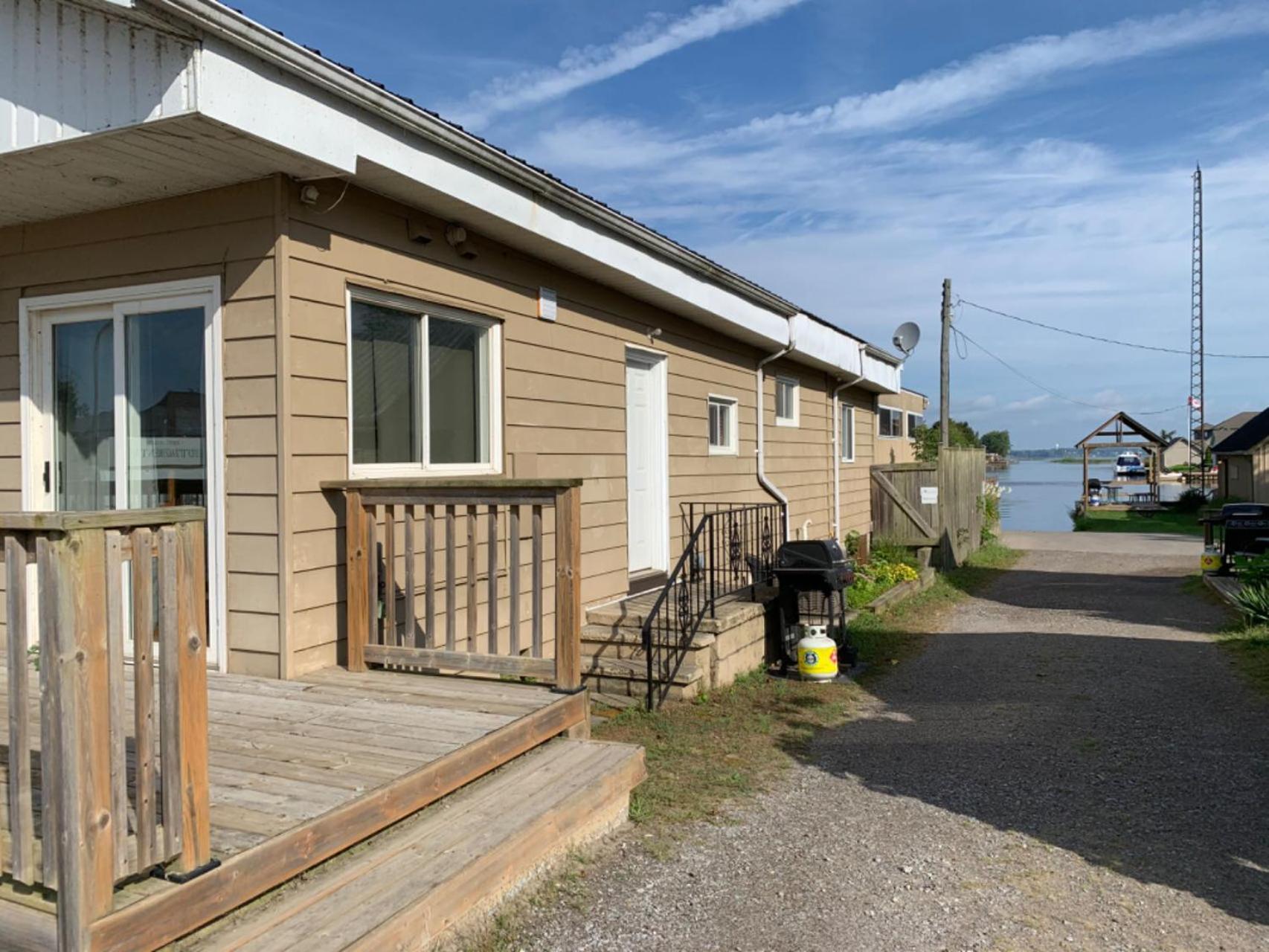 Port Rowan Bayside Cottage Rentals מראה חיצוני תמונה