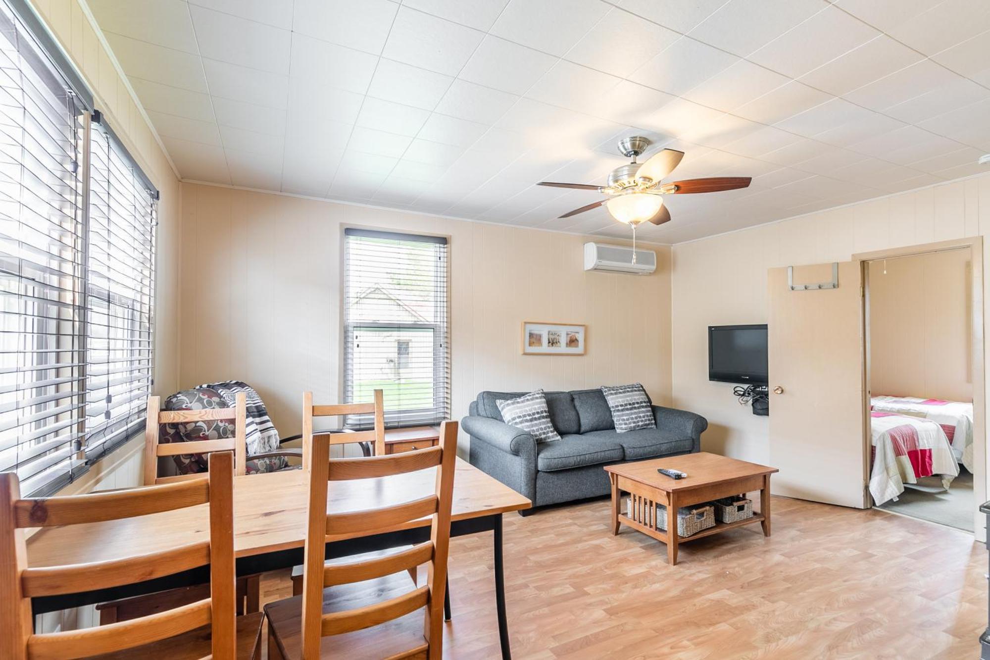 Port Rowan Bayside Cottage Rentals מראה חיצוני תמונה
